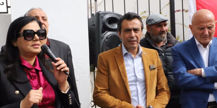 Emp&ecirc;ch&eacute;s de se r&eacute;unir, "Citoyens contre le coup d'Etat" accuse Kais Saied