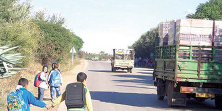 Tunisie : 95 bus pour assurer le transport des élèves des zones rurales