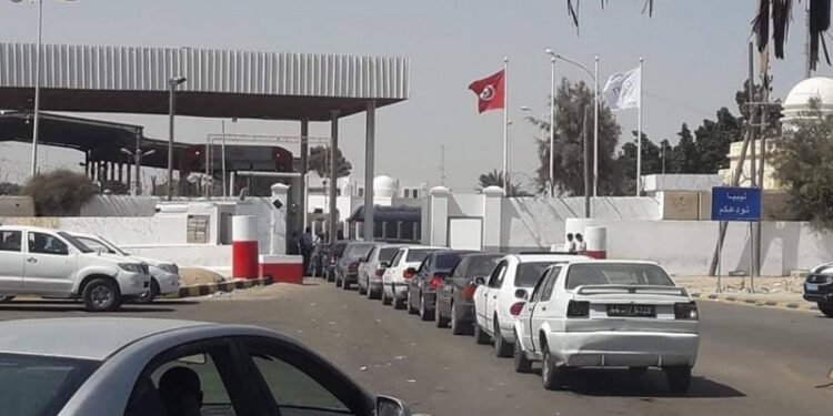 Tunisie : Activit&eacute; record au poste frontalier de Ras Jedir