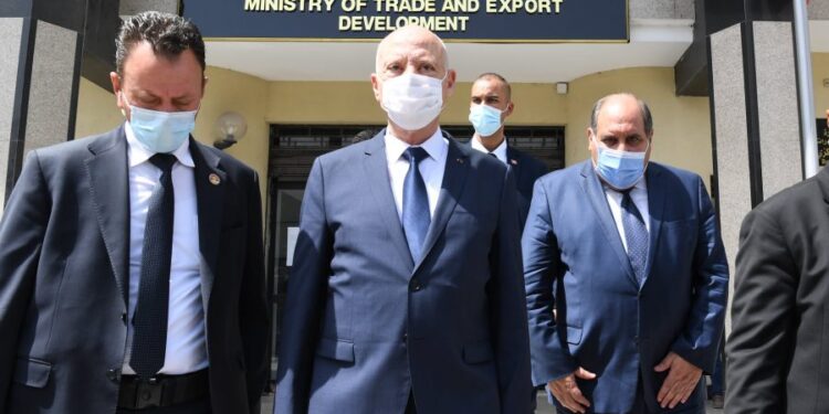 Guerre contre la sp&eacute;culation : "L&rsquo;heure z&eacute;ro a sonn&eacute;", annonce Kais Saied