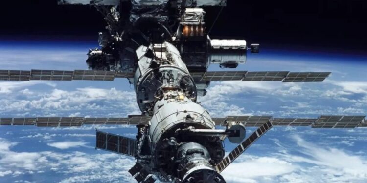 Les sanctions pourraient provoquer la chute de la Station spatiale ISS, affirme la Russie