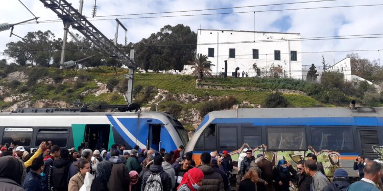 Tunis : Enquête judiciaire sur la collision de deux trains à Tunis