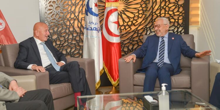 Zouhaier Maghzaoui clashe Ahmed Nejib Chebbi !