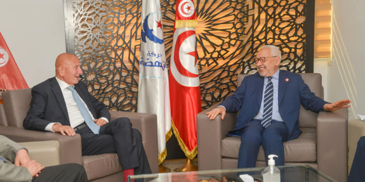 "Front de salut national" : Ahmed Néjib Chebbi et Rached Ghannouchi scellent leur alliance