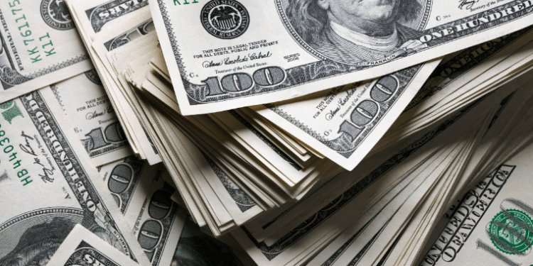 Tunisie : Le dollar franchit le seuil des trois dinars !