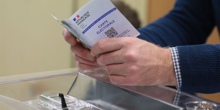 France : Coup d'envoi du premier tour de l'élection présidentielle