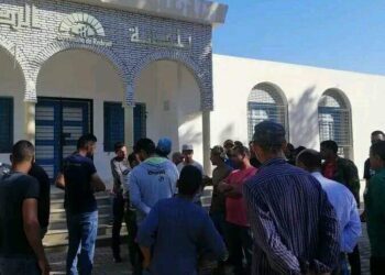 Redayef : Les si&egrave;ges de la d&eacute;l&eacute;gation et de la municipalit&eacute; ferm&eacute;s par des protestataires