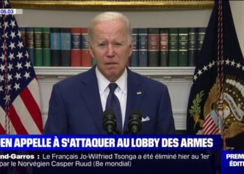 Fusillade au Texas : Le bilan s'alourdit à 21 morts, Biden accuse le "lobby des armes"