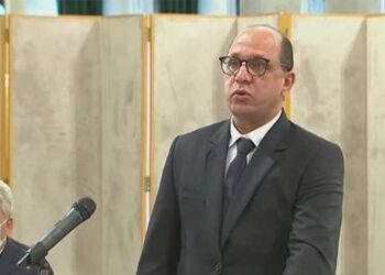 Tunisie : Le pr&eacute;l&egrave;vement des 1% des salaires ne peut prendre fin avant deux ans