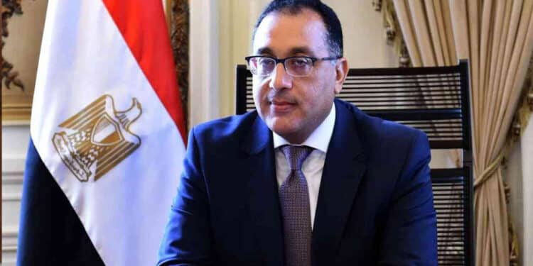 Le chef du gouvernement &eacute;gyptien en visite officielle en Tunisie