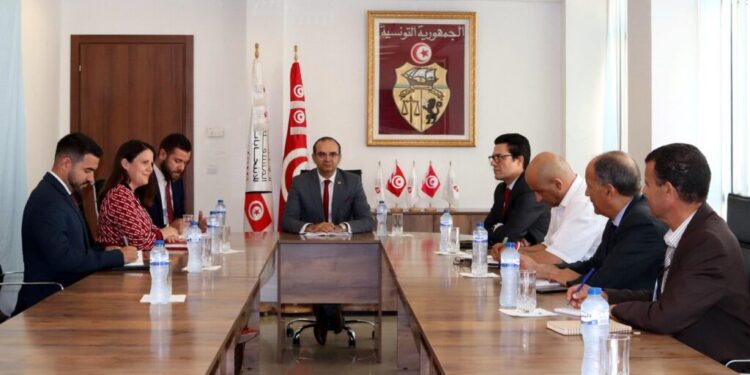 Tunisie : La chargée d'affaires à l'Ambassade US chez le président de l'ISIE