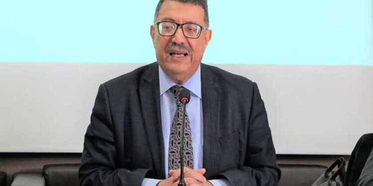Nouvelle Constitution : R&eacute;gime pr&eacute;sidentiel, Premier ministre et fin du tourisme parlementaire