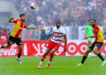 Ligue 1 | Play-off : L’EST remporte le derby et retrouve le leadership