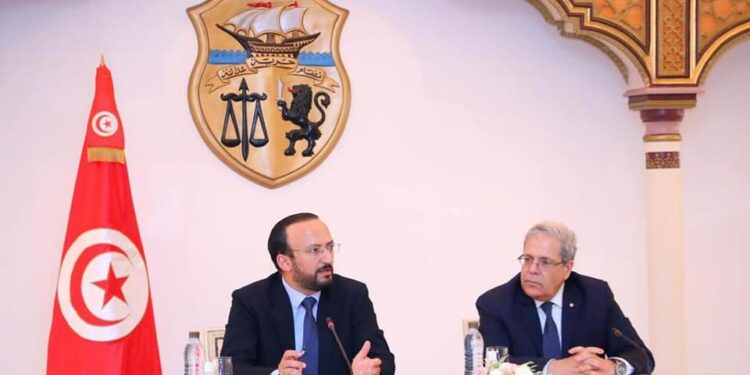 Vers la numérisation des services consulaires au profit de la diaspora tunisienne