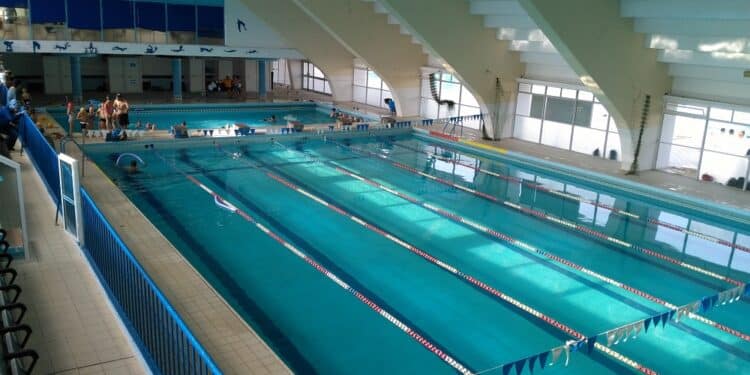 La piscine d’El Menzah "réquisitionnée" au grand dam de ses abonnés !