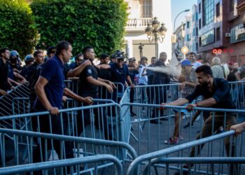 Le SNJT condamne les agressions policières contre les journalistes et les manifestants