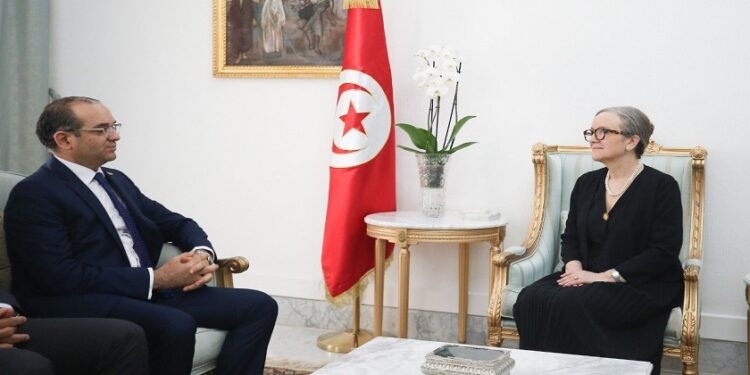 Ghazi Chaouachi poursuit en justice Najla Bouden et l’ISIE