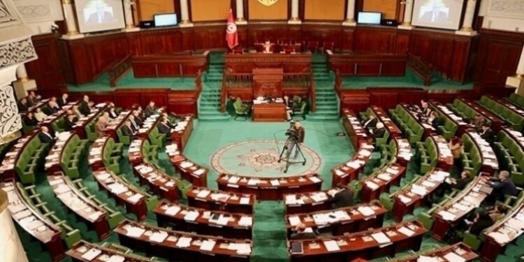 Projet de la nouvelle constitution : Le tourisme parlementaire interdit