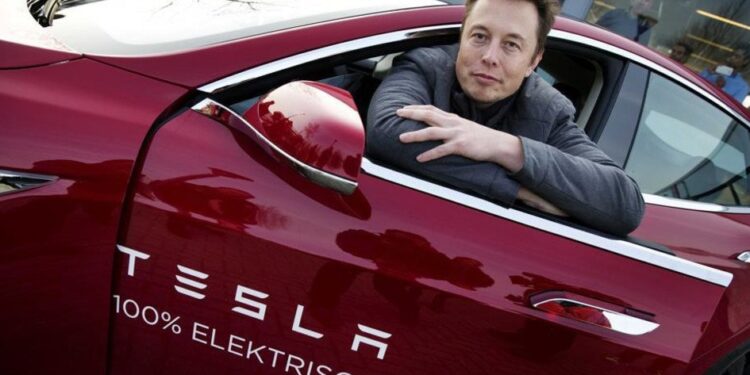 Tesla : Elon Musk a vendu 7 milliards de dollars d'actions