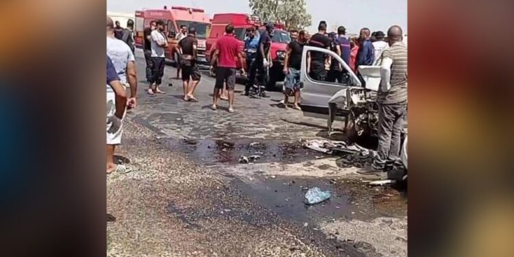 Entre Gabès et Kasserine, deux accidents font deux morts et 13 blessés !
