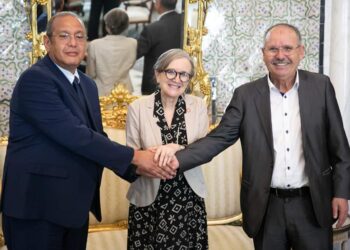 Tunisie : Signature d'un pacte social entre le gouvernement, l'UGTT et l'UTICA