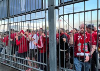 Incidents au Stade de France : Deux supporters de Liverpool se sont suicidés