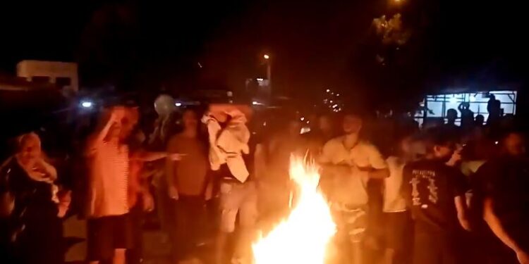 Cherté de la vie : Manifestation et pneus incendiés à Douar Hicher