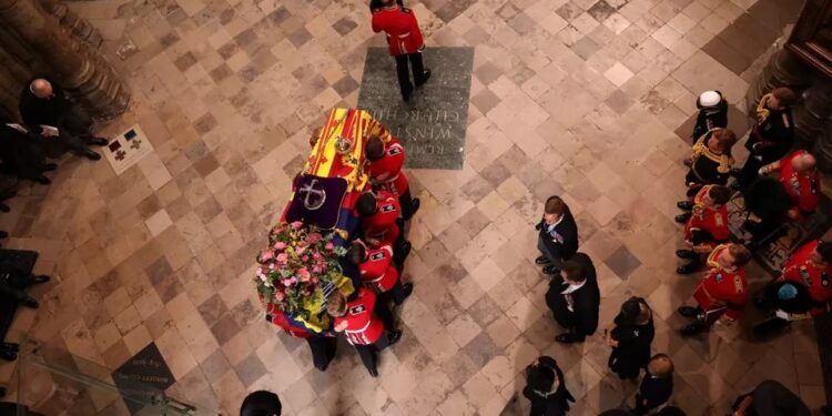 Plus de 2000 invités aux funérailles de la reine Elizabeth II