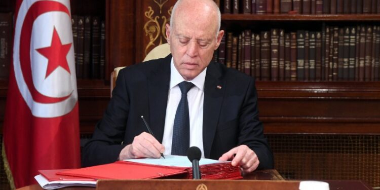Tunisie : La désinformation passible de cinq ans de prison et 50 mille dinars d'amende