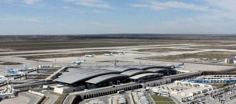 Salon international de l'aérospatiale et de la défense à l'aéroport d'Enfidha