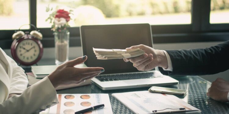 Paru dans le JORT : Amendes pour les prêteurs à des taux d'intérêt excessifs