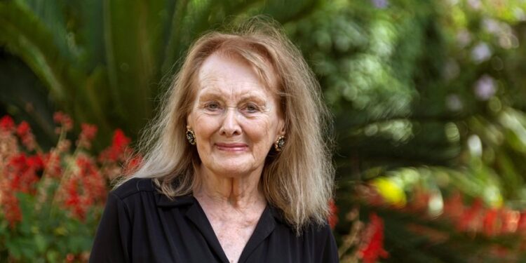 Nobel de littérature : Annie Ernaux sacrée « pour son courage »