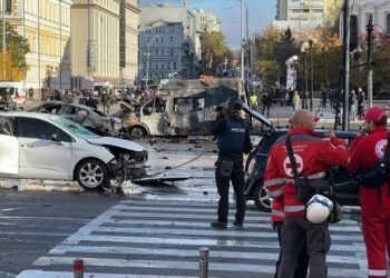 Ukraine : 10 morts dans un bombardement sur Kiev