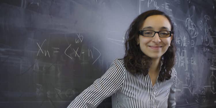 Prix Valley Prize 2023 de physique : la Tunisienne Lina Necib sacrée