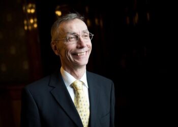 Svante Pääbo décroche le prix Nobel de médecine