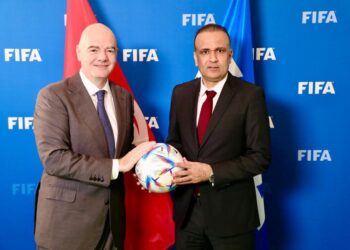 "La Tunisie est un grand pays de foot", Infantino félicite Jary