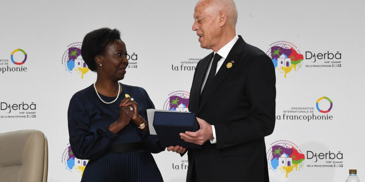 Le président de la République Kais Saied et la secrétaire générale de l’Organisation internationale de la Francophonie Louise Mushikiwabo