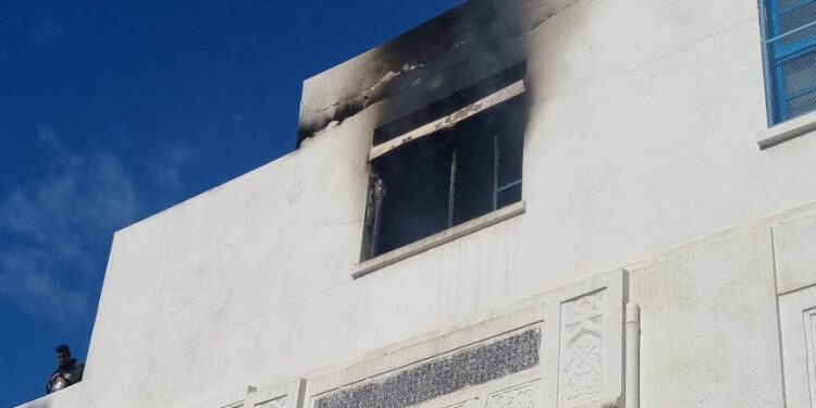 Un incendie se déclare au lycée de la rue de Marseille à Tunis (photos)
