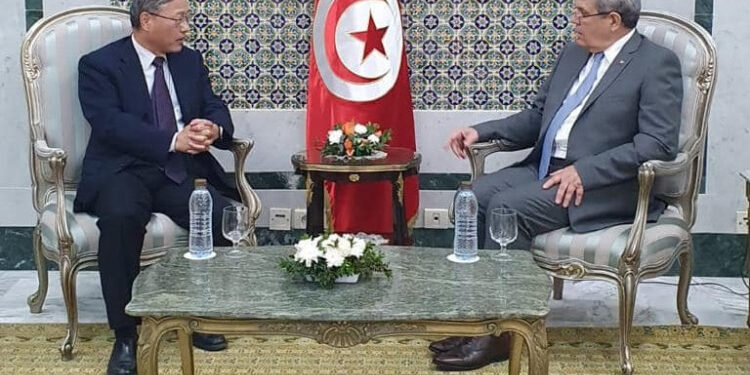 Jerandi et l’ambassadeur de Chine à Tunis abordent les préparatifs du 1er Sommet sino-arabe
