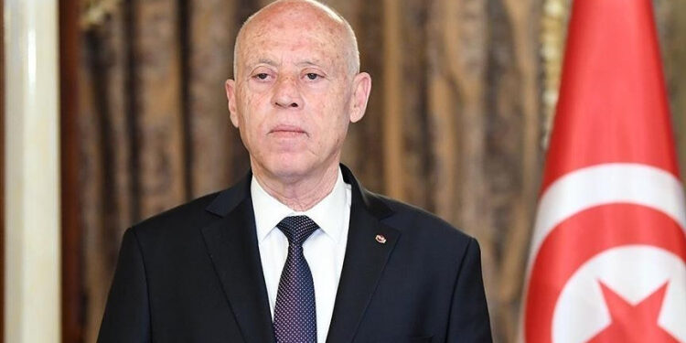 Plainte déposée pour soumettre le président Kais Saied à un examen médical