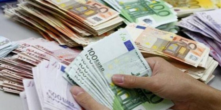 Hausse des avoirs en devises à 101 jours d'importation