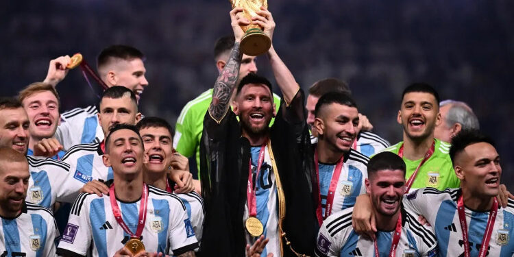 Pelé : "Félicitations à l'Argentine ! Diego sourit maintenant"