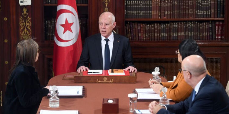 Davos : Sihem Namsia et Marouane Abassi accompagneront Najla Bouden