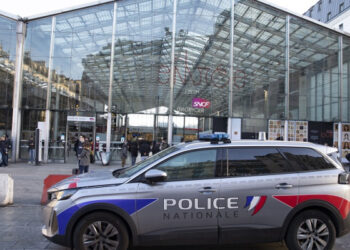 Plusieurs blessés dans une attaque au couteau à la gare du Nord de Paris