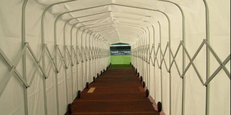 Stade Hamadi Agrebi de Rades : le tunnel menant aux vestiaires rallongé !