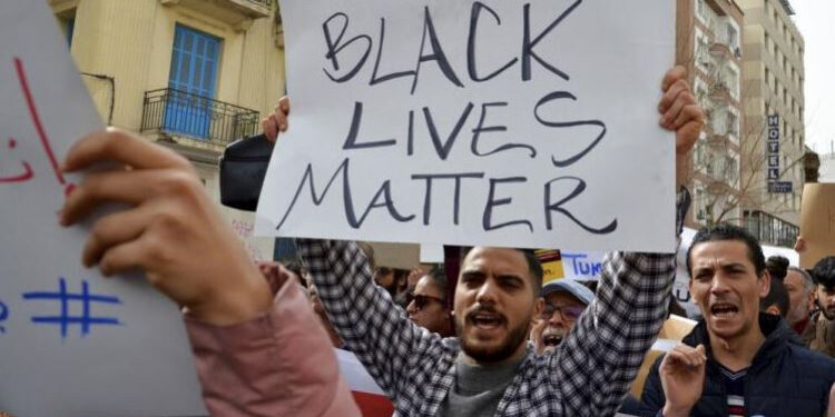 Xénophobes et racistes ne méritent pas de la Tunisie