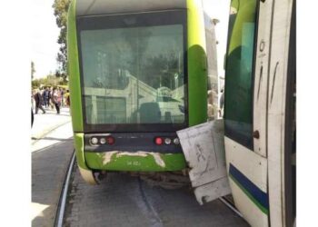 Le Bardo : quand une rame se détache du métro !