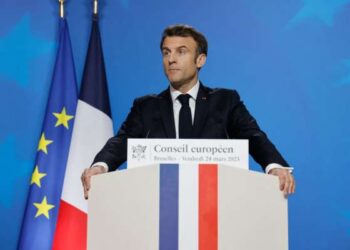 Macron juge la situation en Tunisie comme très préoccupante