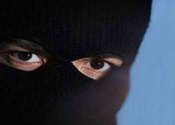 Trois personnes cagoulées braquent une bijouterie à Bizerte !