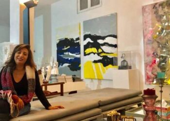 A Paris, Faten Rouissi expose sa série "Ubiquité"